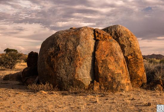 Giant Rocks im Abendrot, Fishriver Camp