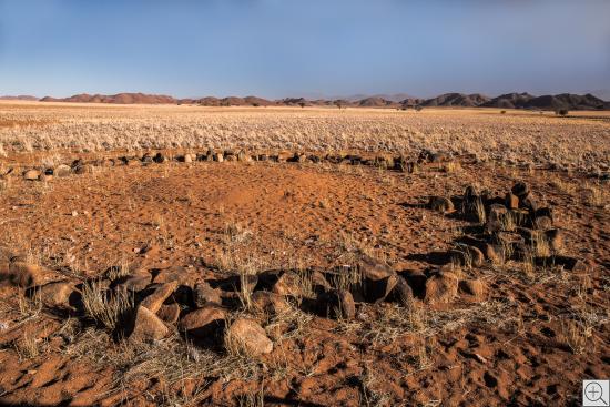 Steinkreis in der Namib Rand Wüste
