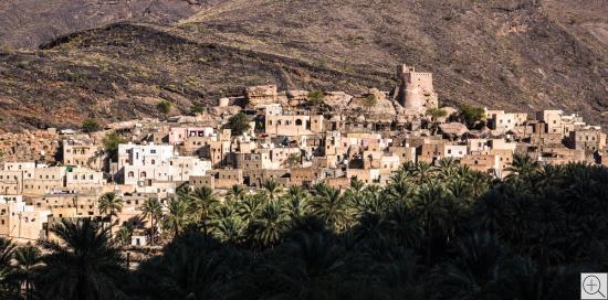 Bilat Sait, Oman, Dorf im Nachmittagslicht